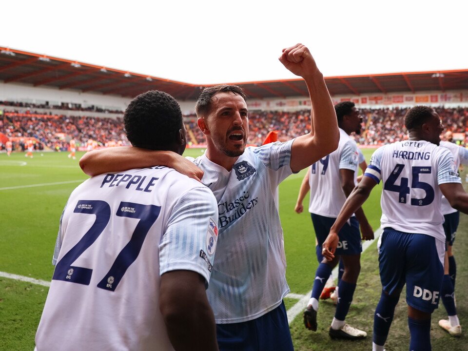 Match Gallery | Blackpool 2-4 Argyle