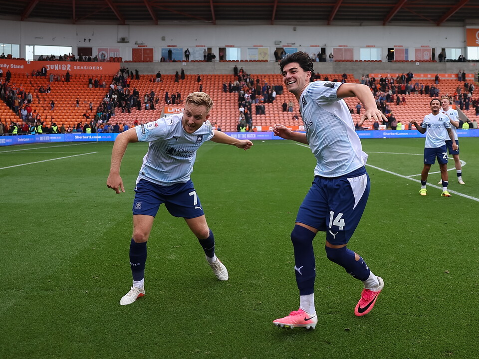 Match Gallery | Blackpool 2-4 Argyle