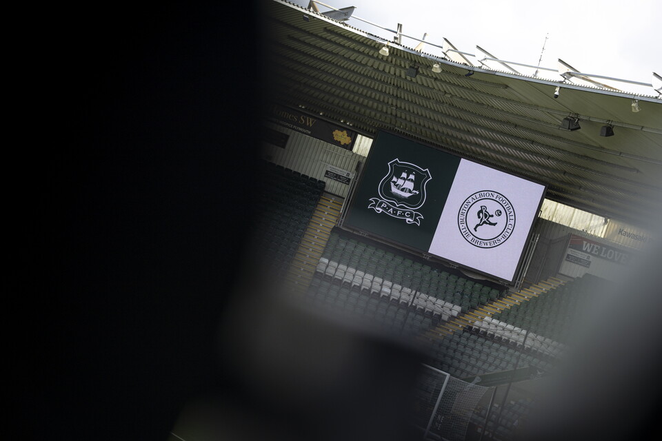Match Gallery | Burton Albion (H)