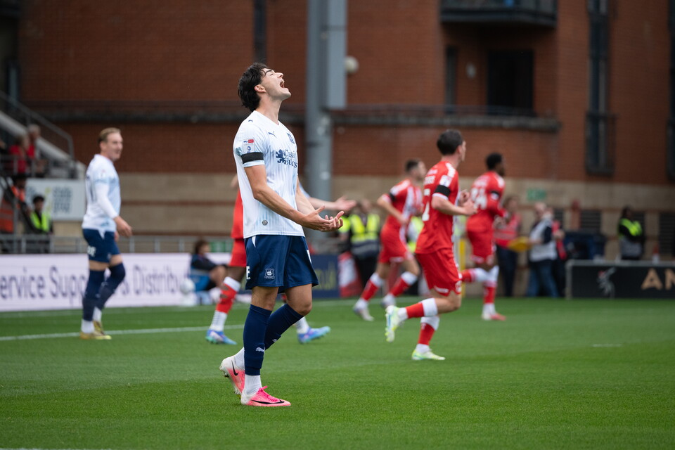 Match Gallery | Leyton Orient (A)