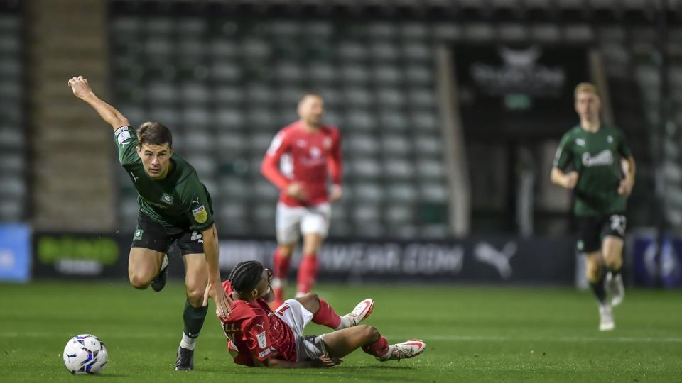 Adam Randell sprints away from his marker