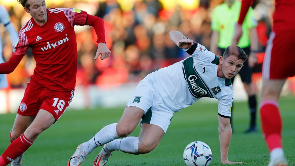 Pilgrims turn on the style at Accrington