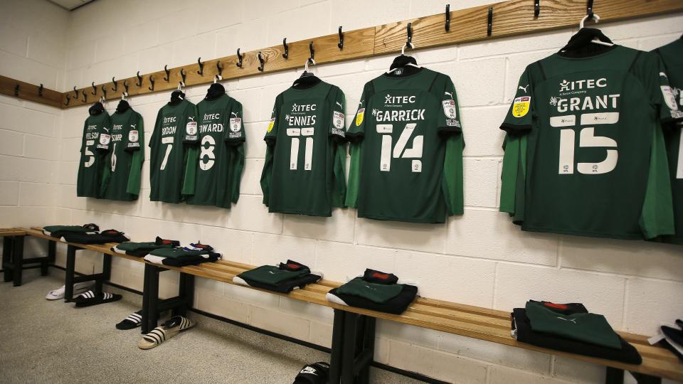 Shirts vs Fleetwood Town