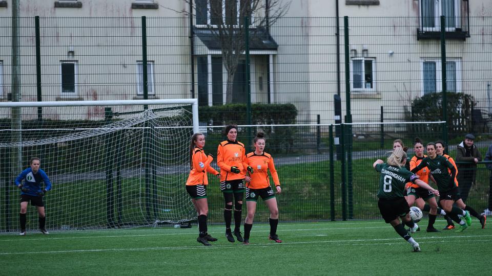 Zoe Cunningham scores v Keynsham