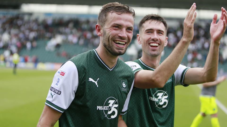 Butcher & Hardie applaud the fans at the final whistle