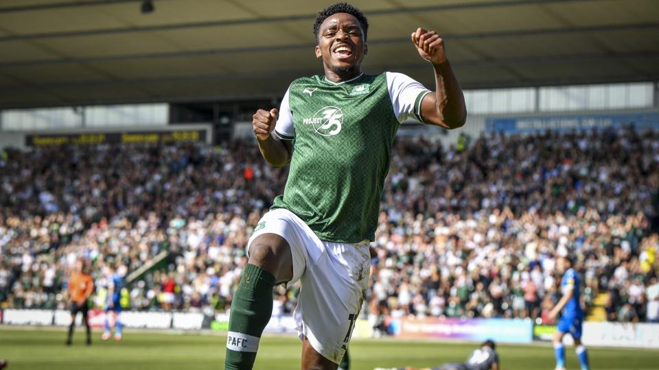 Niall Ennis