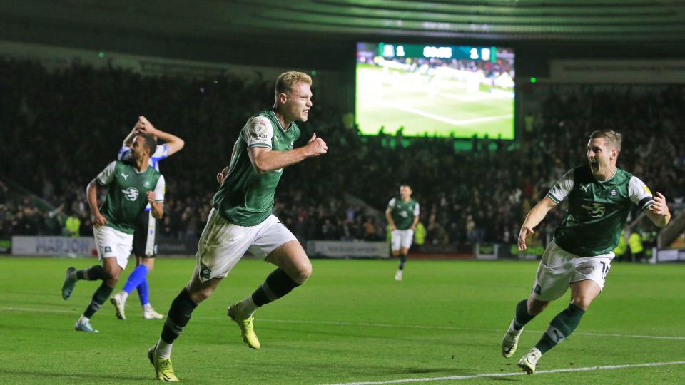 Sam Cosgrove celebrates scoring Argyle's winner against Sheffield Wednesday