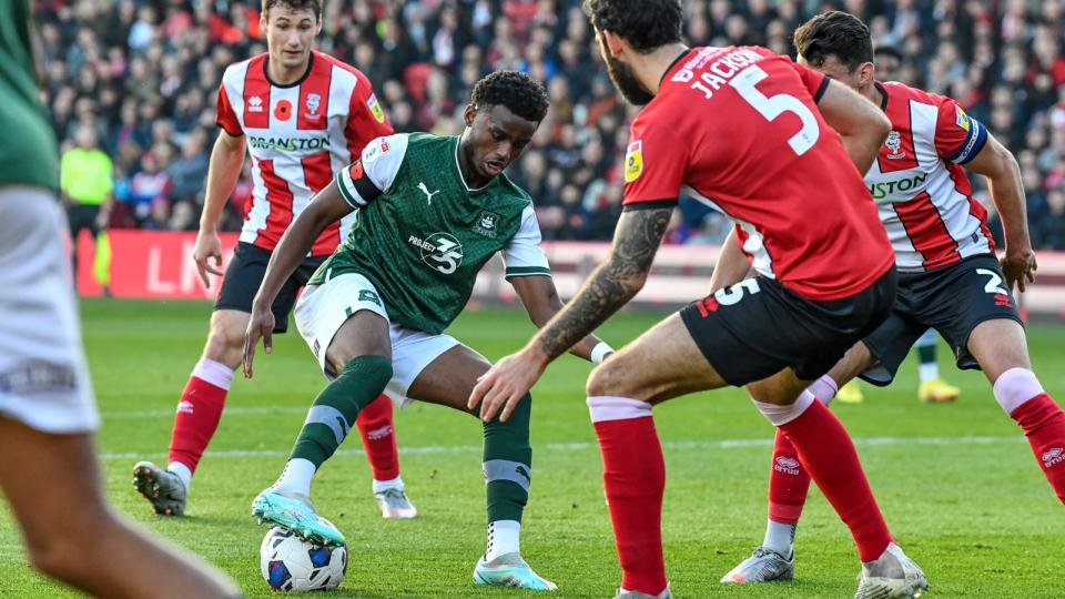 Bali Mumba on the ball v Lincoln