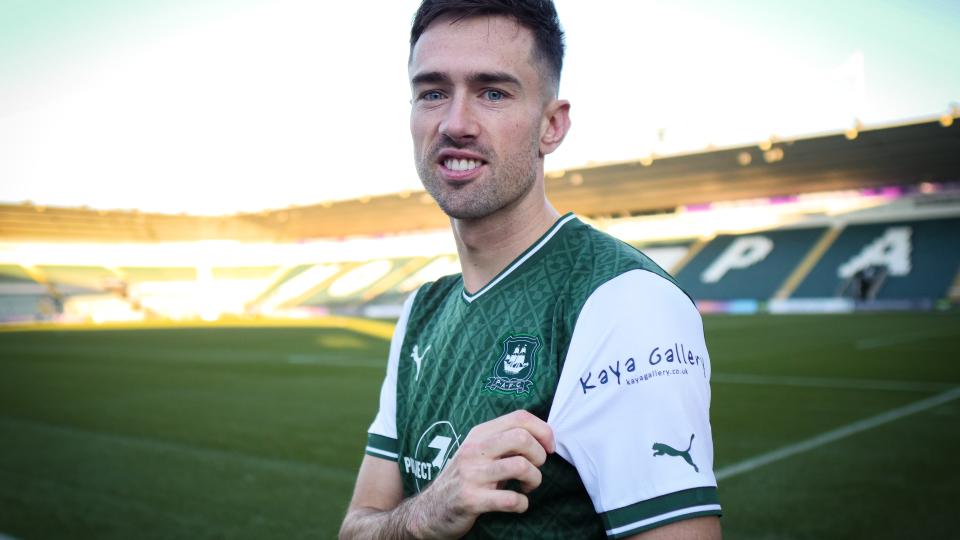 Ryan Hardie wearing Kaya Gallery sleeve