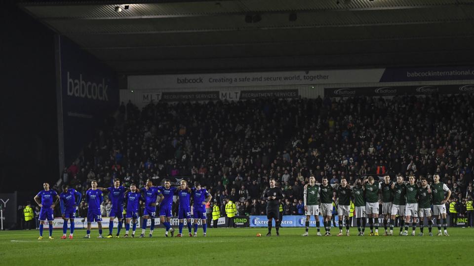 Gallery | Cheltenham Town (H)