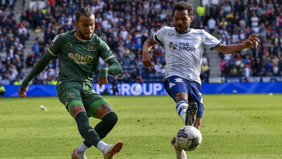 Tyreik Wright crosses the ball against Preston North End