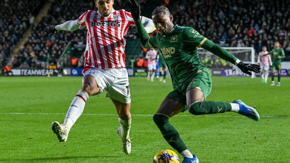 Bali Mumba on the ball against Stoke