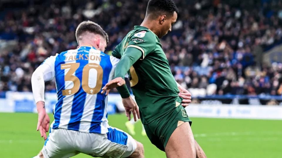 Huddersfield v Argyle