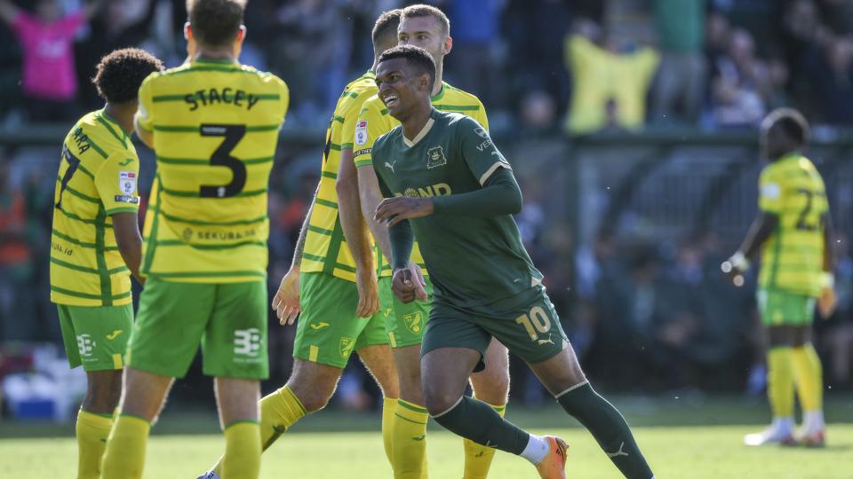 Morgan Whittaker v Norwich