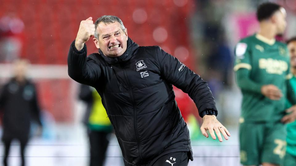 Kevin Nancekivell celebrates after Rotherham (A)