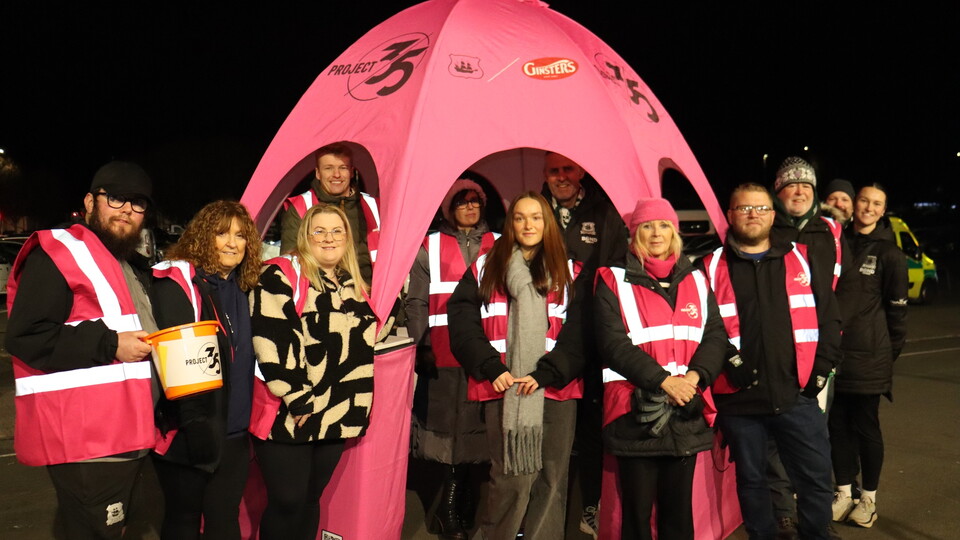 Project 35 volunteers