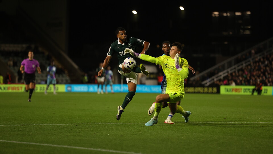 Argyle v Leyton Orient