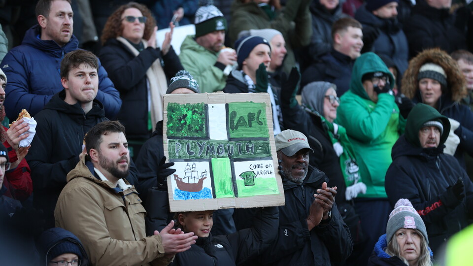 Fan Gallery | Burton Albion (H)