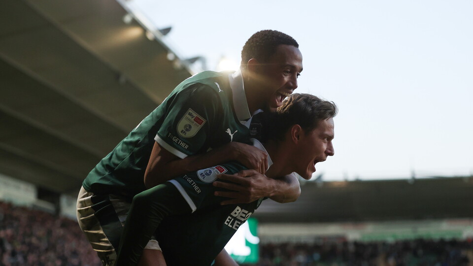 Match Gallery | Burton Albion (H)