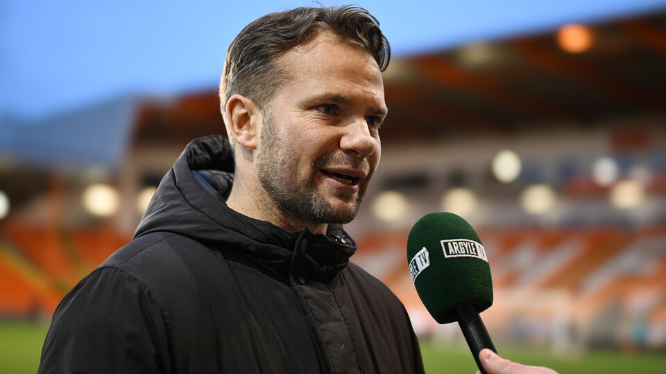 Tom Cleverley being interviewed