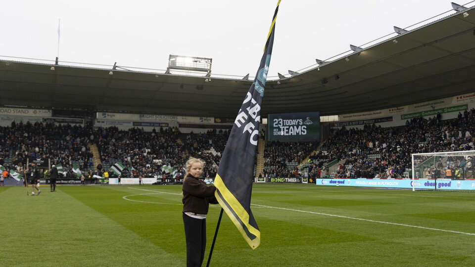 Fan Gallery | Doncaster Rovers (H)
