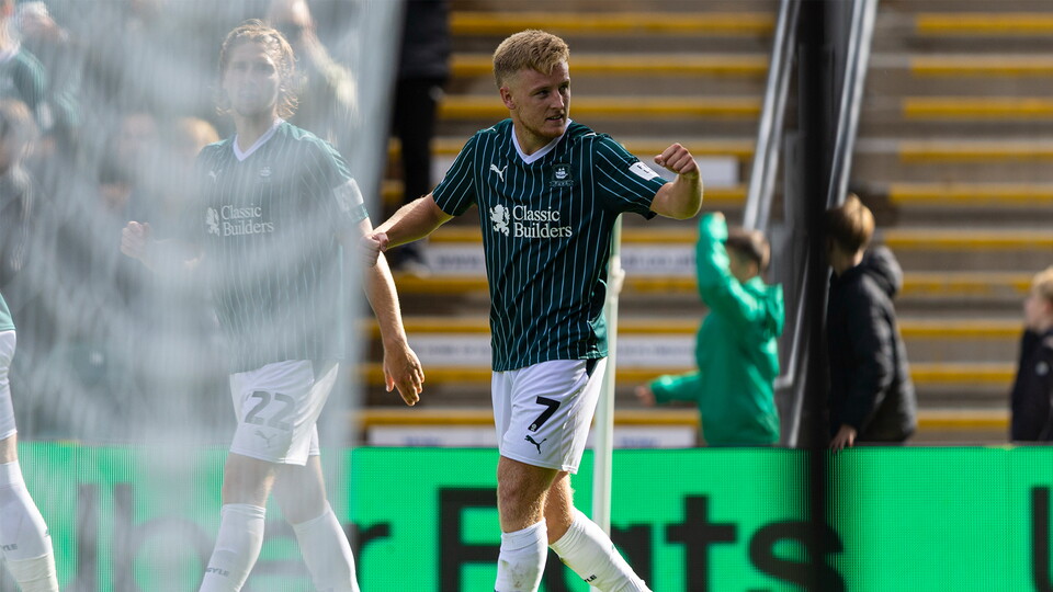 Harvey White vs Bradford