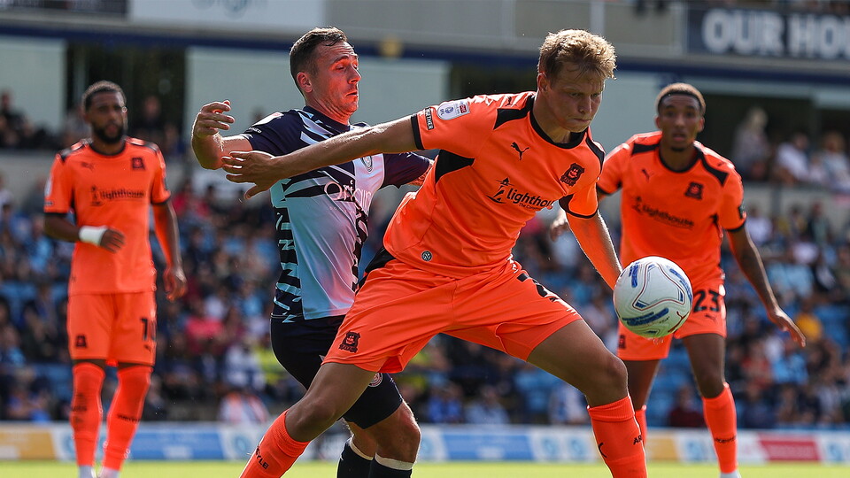 Ross vs Wycombe
