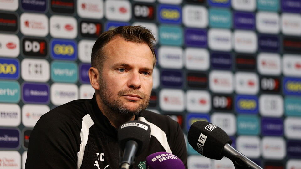 Tom Cleverley in a press conference