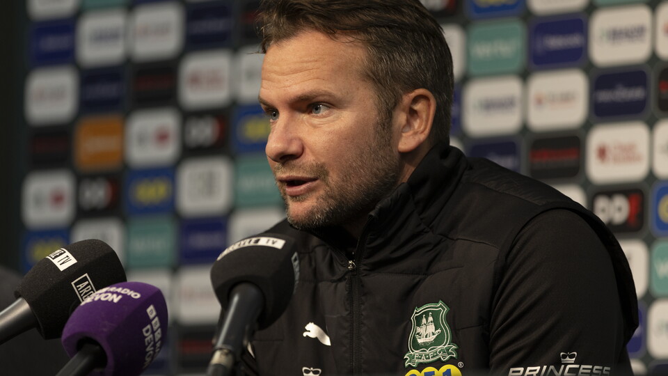 Tom Cleverley in a press conference