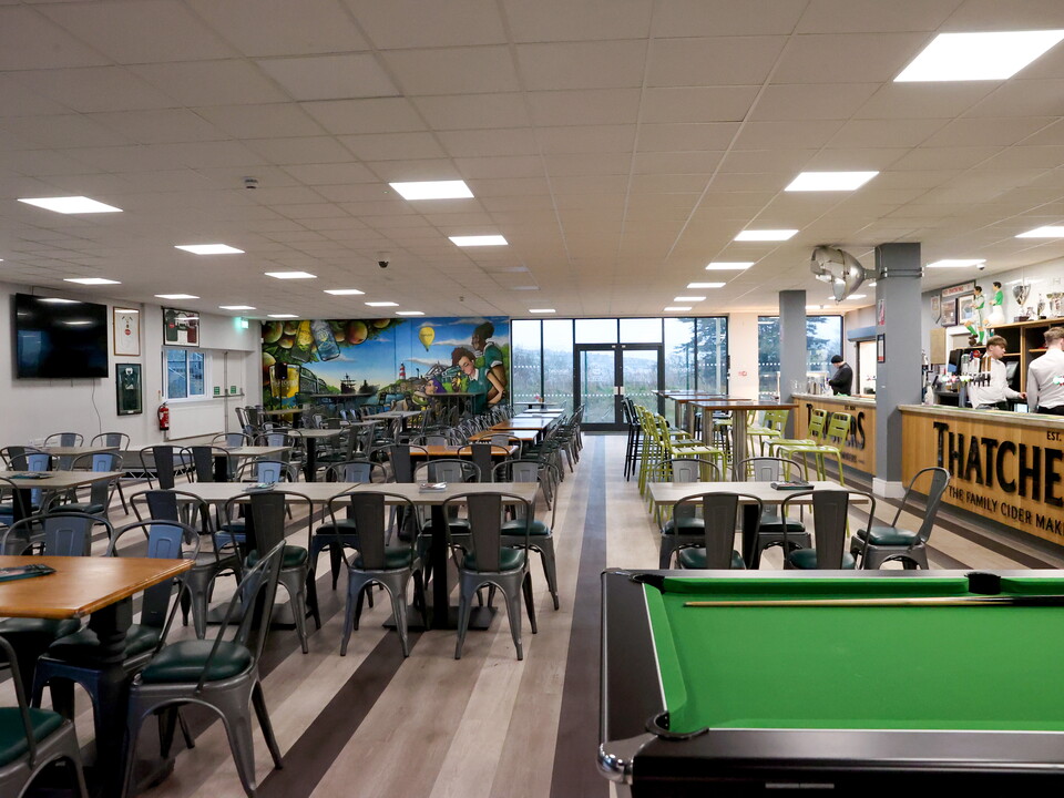 Thatchers Sports Bar