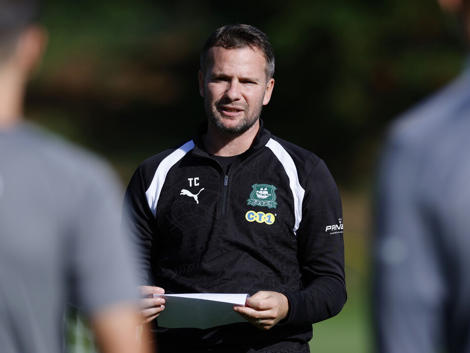 Tom Cleverley in training