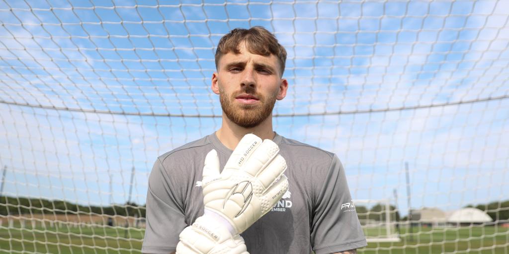 Dan Grimshaw signs for Argyle | Plymouth Argyle - PAFC